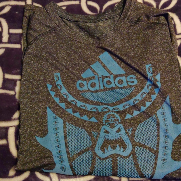 T-shirts - Picture 4 of 9